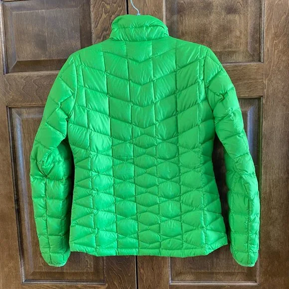 Marmot Bright Green with Fuschia Accents Puffer Jacket - Size S/P - Picture 4 of 4